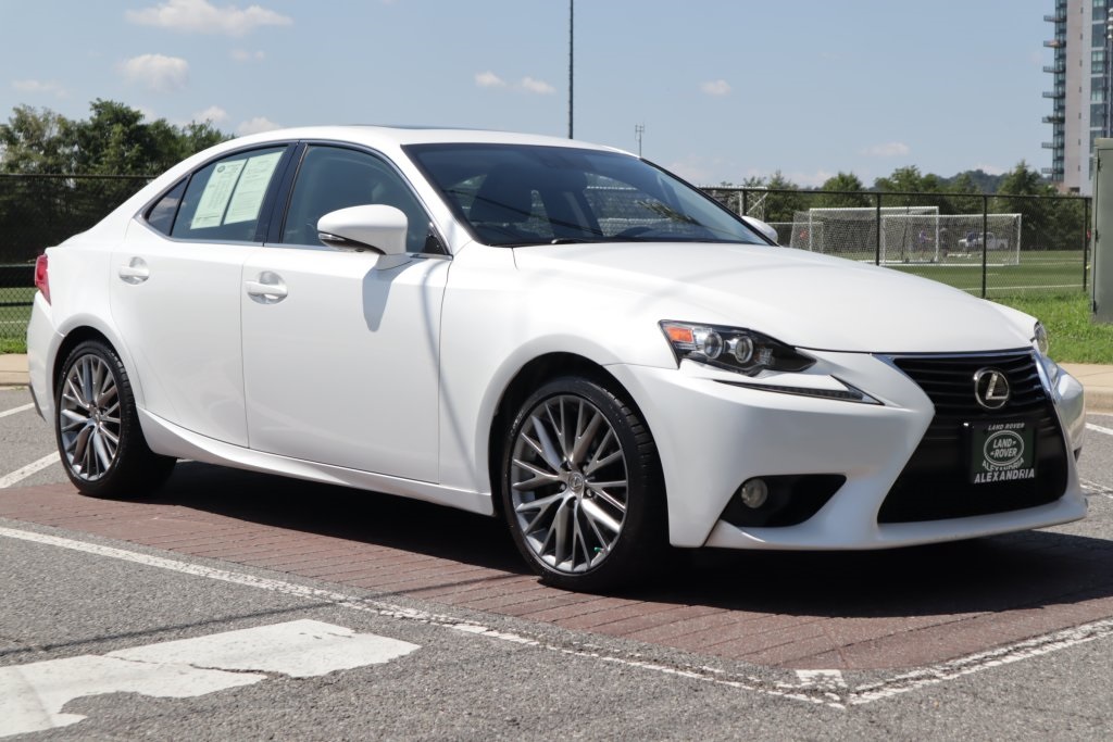 Lexus is 250 2014